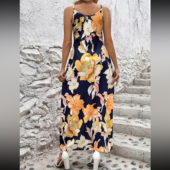 Boho floral print spaghetti straps maxi dress - Picture 2 of 5